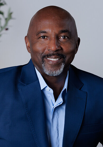 Chris Anderson Headshot