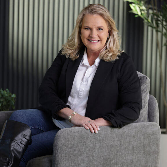 Debbie King Headshot