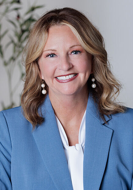 Penny Hensley Headshot